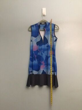 Women’s Callaway Blue Floral A-line Dress with Zip size small